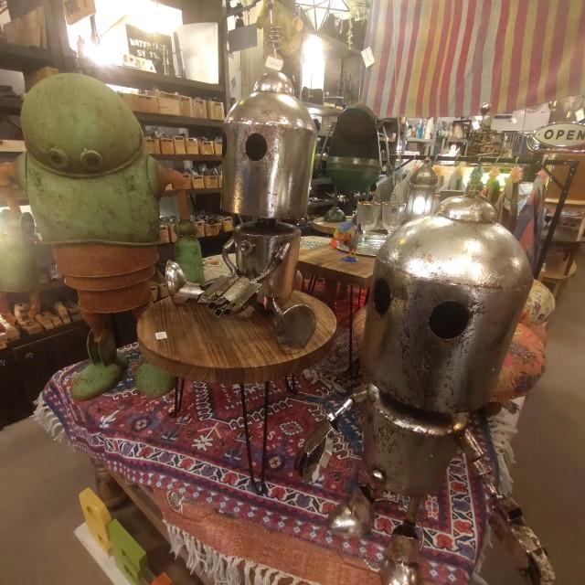 メタルロボパペット座り ガーデニング オブジェ ロボット　置物　レトロ　アンティーク風　ハンドメイド