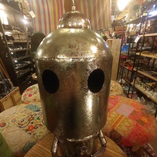 メタルロボパペット座り ガーデニング オブジェ ロボット　置物　レトロ　アンティーク風　ハンドメイド