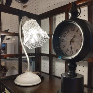 Touch-sensitive table lamp, OF-069, suitable for desks, tabletops, and interior furnishings. White, antique finish.