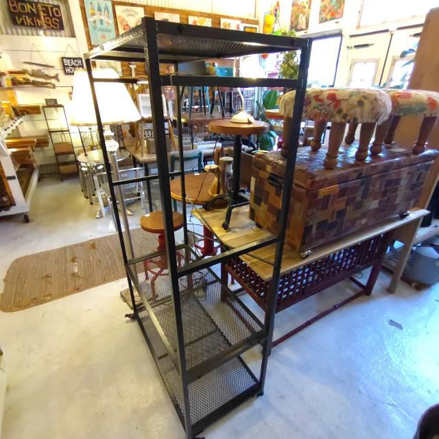 ライトウェイトライトウエイト アイアンコートラック【別途送料￥1800加算】　直送商品　予約商品　組み立て式　1〜2週間　ハンガーラック　ガレージ収納