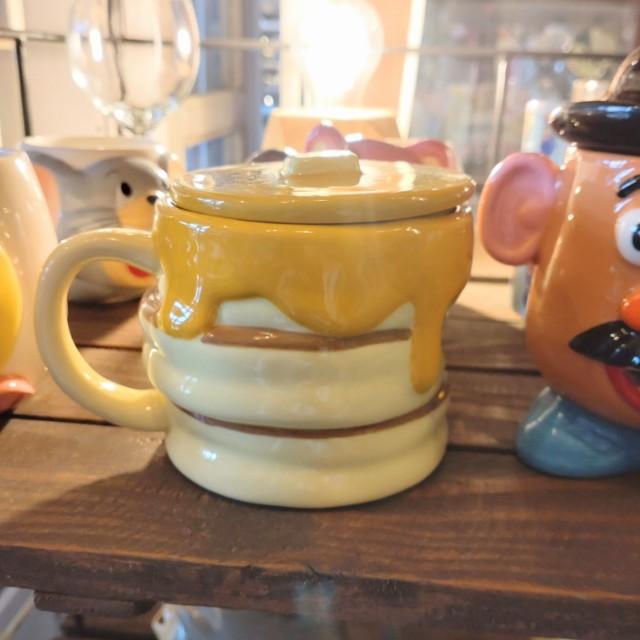 ディズニー　くまのプーさんフタ付きマグカップ　パンケーキ　ホットケーキ　キャラクター