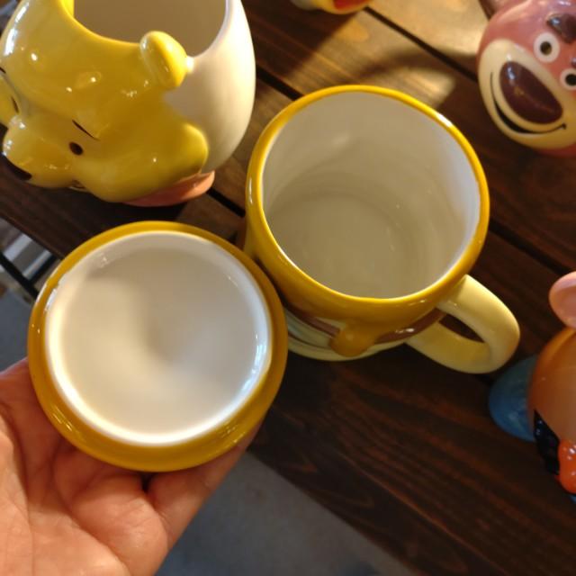 ディズニー　くまのプーさんフタ付きマグカップ　パンケーキ　ホットケーキ　キャラクター