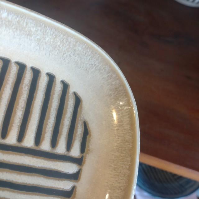 Oval Plate with Striped Mortar Design (Shima-Summon) - Available in 2 Colors - Small, Oval Plate - Japanese Tableware - Mino Ware　