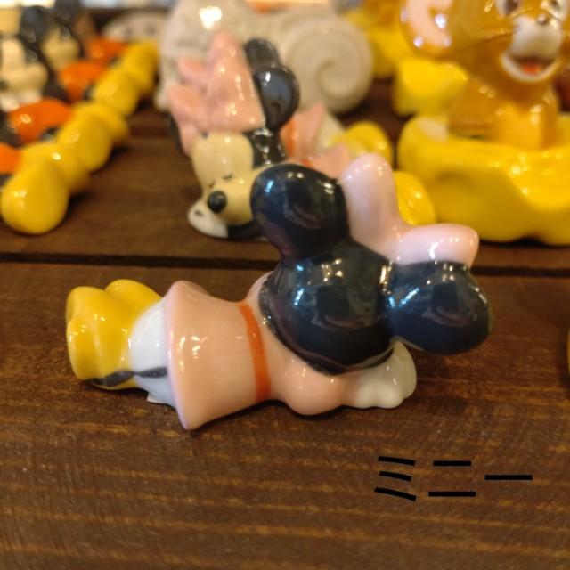 ディズニーすやすや箸置き　ディズニー　全4種　インテリア　立体感　陶磁器　催事　イベント　キッチン　