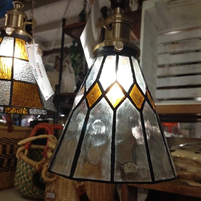 TOPANGA Lighting　ステンドグラスランプ　D　カラフル　ステンドグラス　吊照明　照明器具　光彩　リビング　キッチンカウンター　カフェ　BAR
