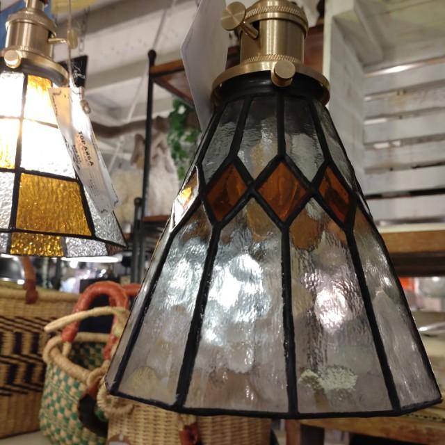 TOPANGA Lighting　ステンドグラスランプ　D　カラフル　ステンドグラス　吊照明　照明器具　光彩　リビング　キッチンカウンター　カフェ　BAR