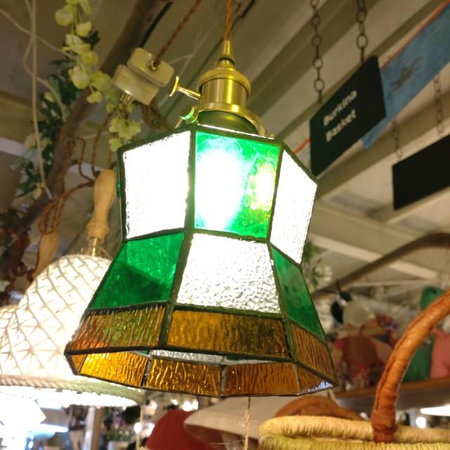 TOPANGA Lighting　ステンドグラスランプ　A　カラフル　ステンドグラス　吊照明　照明器具　光彩　リビング　キッチンカウンター　カフェ　BAR