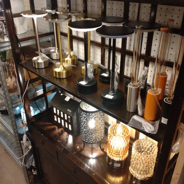 Topanga Lighting LED Touch Recharge Table Lamp, 3 Colors, Adjustable Brightness, Table Lamp, Bedroom Lamp, Desk Lamp