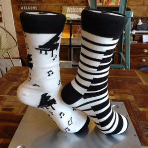 TOPANGA Socks Lady's PLAING THE PIANO PIANO KEYBOARD MUSIC TONE GIFT PRESENT