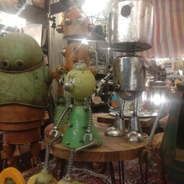 GARDEN OBJECT plump blue ROBOT　GARDEN EYECATCHING　HANDMADE 　ANTIQUE　VINTAGE　RETRO