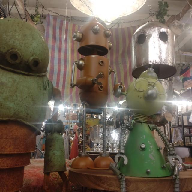 GARDEN OBJECT plump blue ROBOT　GARDEN EYECATCHING　HANDMADE 　ANTIQUE　VINTAGE　RETRO