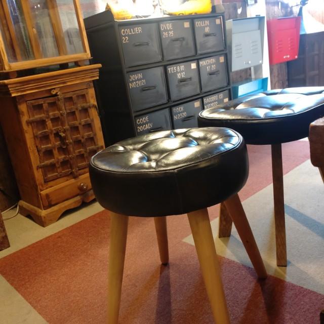 LEATHER　WOODEN　ROUND STOOL　　Cow Leather Genuine Leather Mango Wood