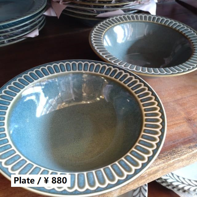 Potmum Classic Oatmeal Plate, Mino Ware, Deep Plate, Salad Bowl, Cereal, Available in Two Colors, Made in Japan, Western-Style Tableware, Yamago Pottery