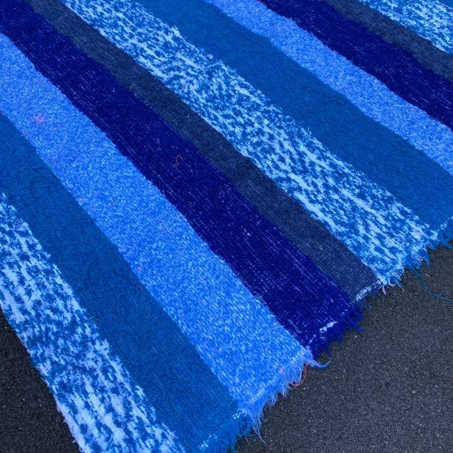 ハラパラグマット　　ブルー　120×160cm