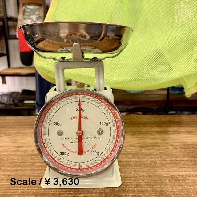 American Kitchen Scale Ivory