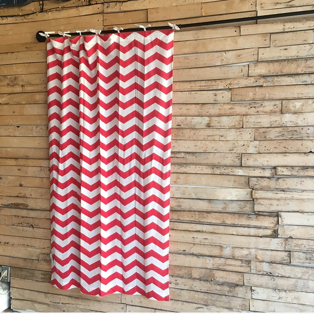 COTTON SHEETING ZIGZAG CURTAIN　コットンジグザグカーテン　W105xH180cm　レッド