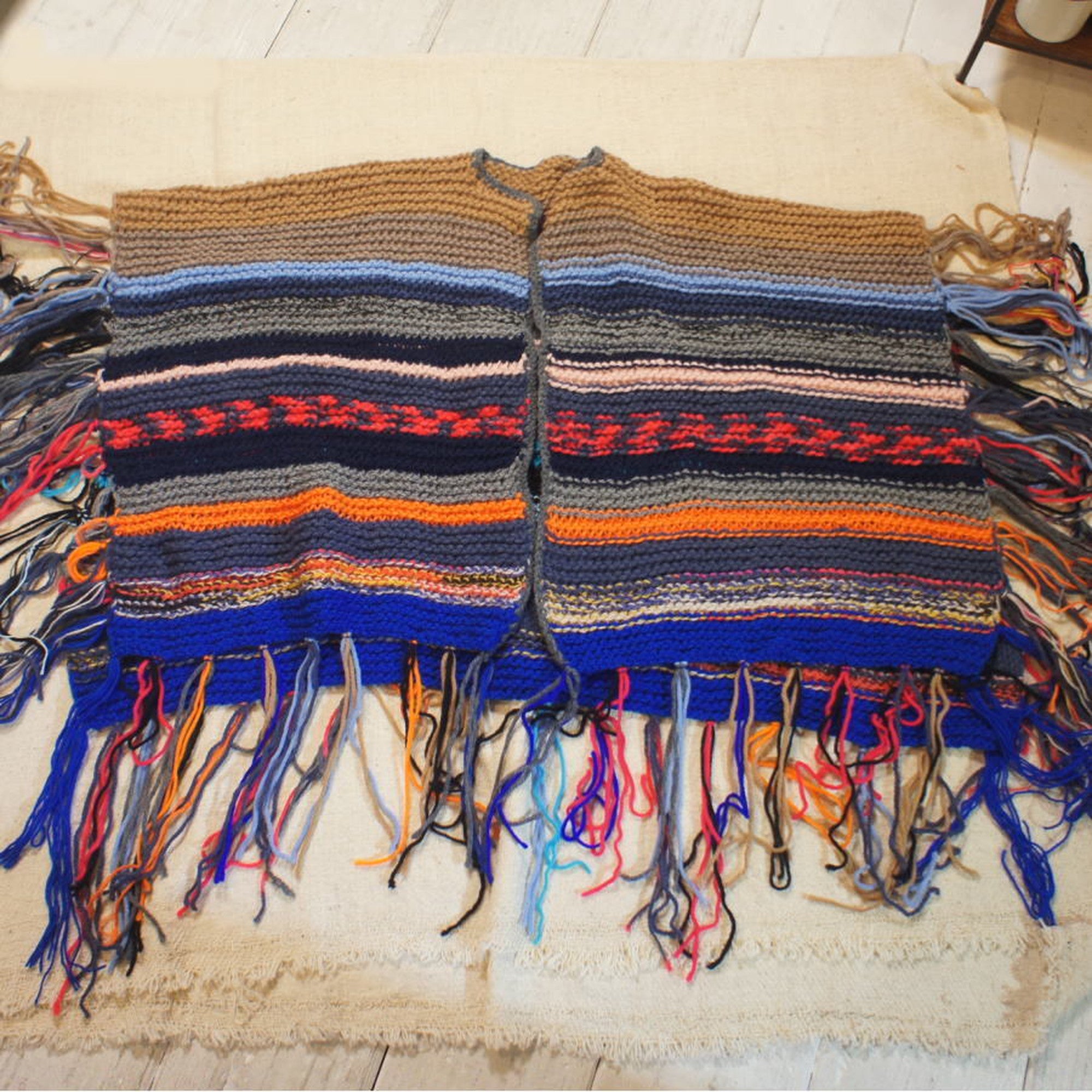 Hand Made Knit フェスティバルポンチョ　ベージュ
