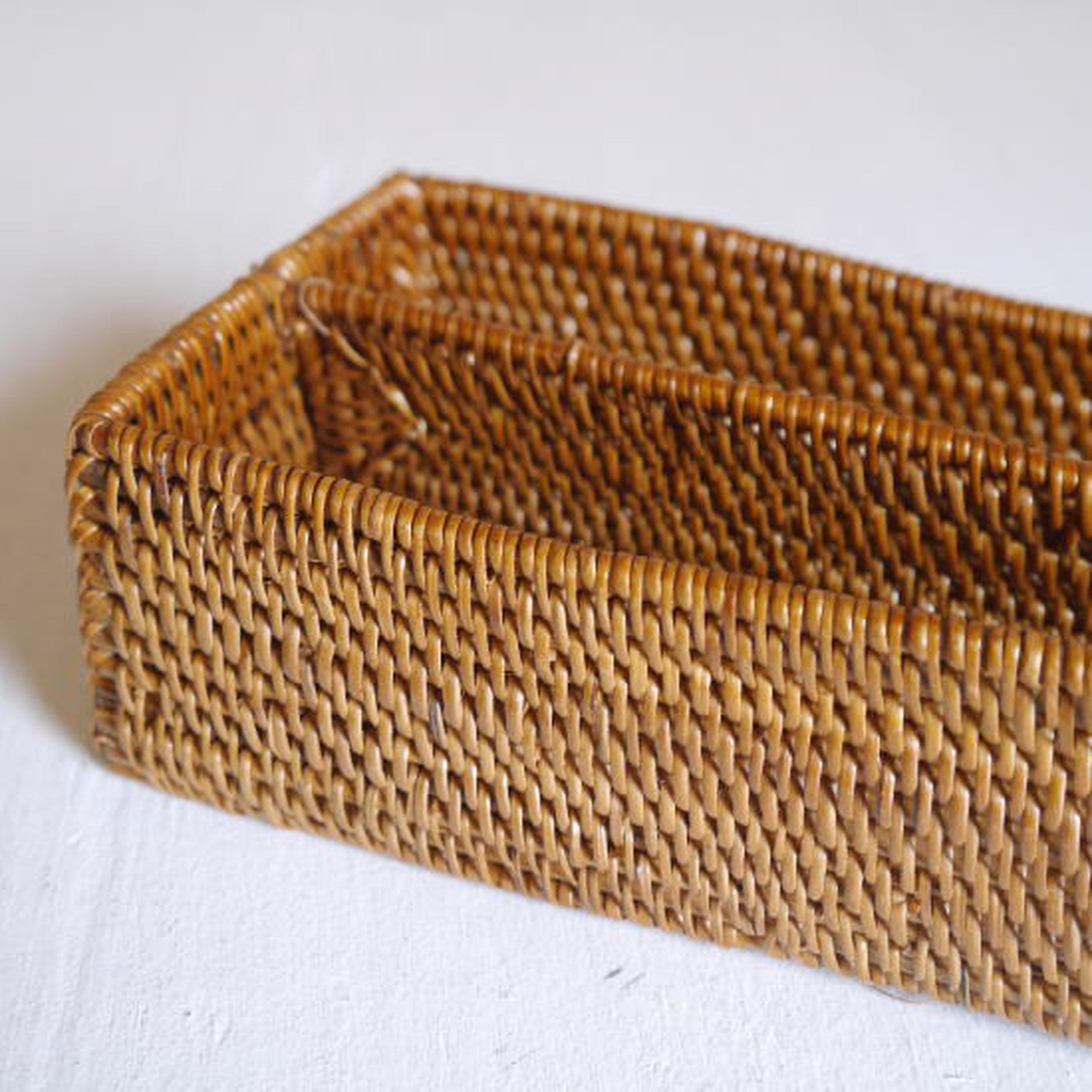 Keta Tray with Dividers