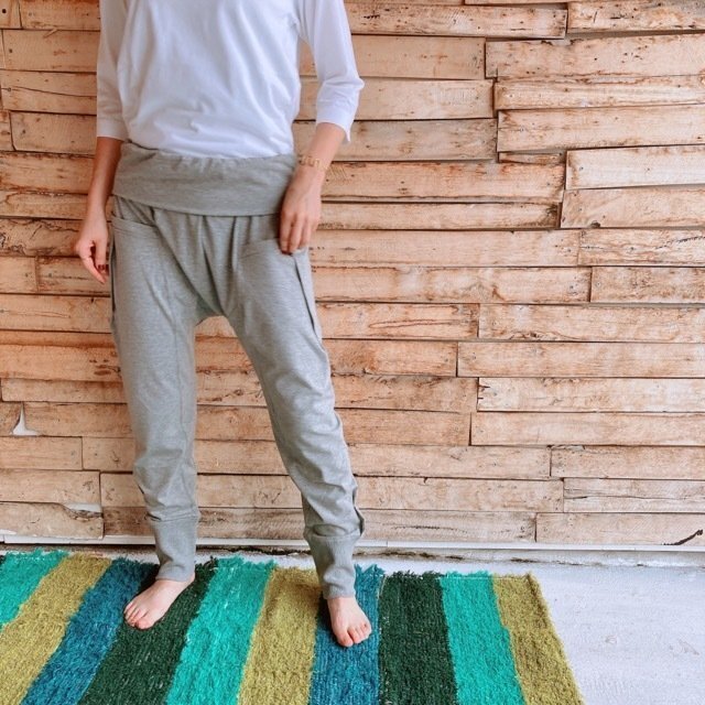 ドロップクロッチヨガパンツ　グレー