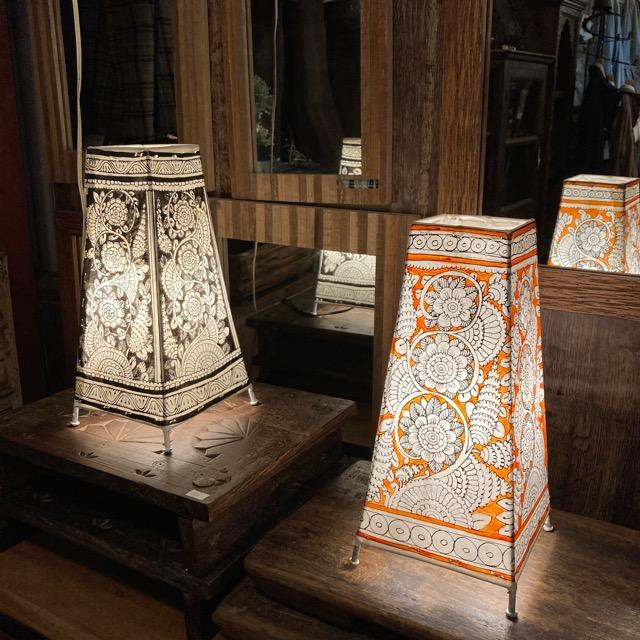 ハンドペイントゴートレザーランプ　オレンジ