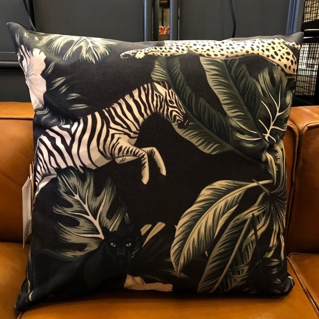 TOPANGA Homefurnishing ベルベットサファリクッションカバー　ZEBRA　45×45cm