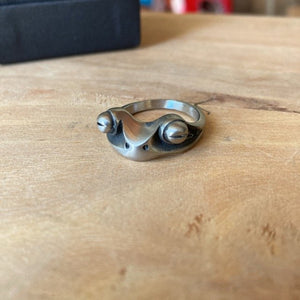 TOPANGA Accessories Frog Ring Dark Silver Size 17
