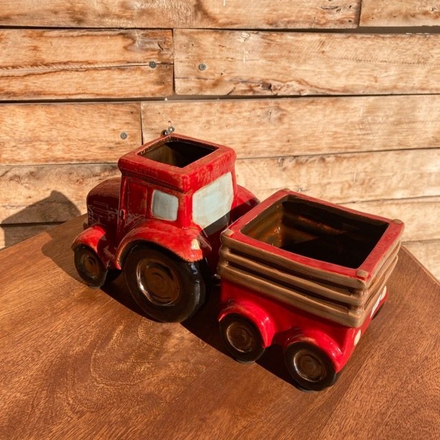 フラワーポット　赤いトラック