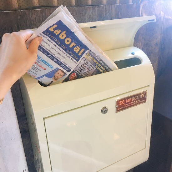 マーキュリー　メールボックスポスト 　アイボリー