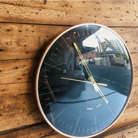 Retro-future wall clock, black