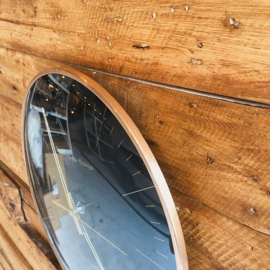 レトロフューチャーウォールクロック　ブラック