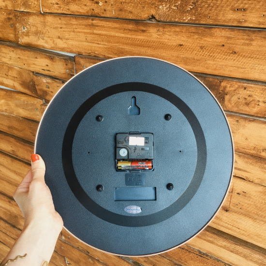 レトロフューチャーウォールクロック　ブラック