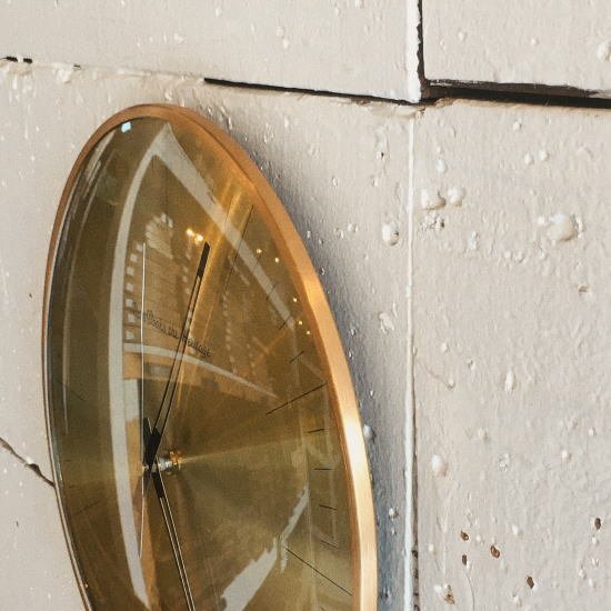 レトロフューチャーウォールクロック　ゴールド