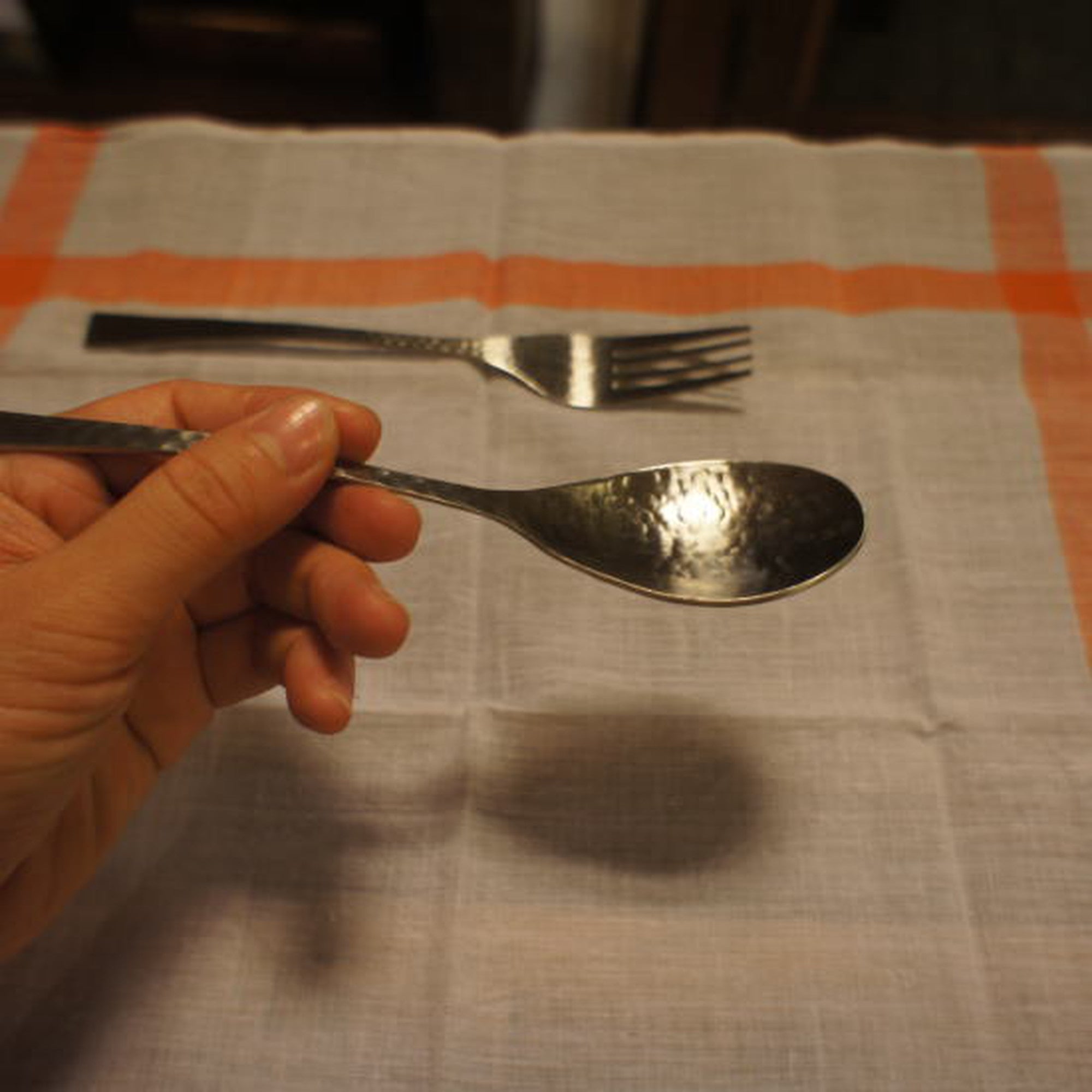ステンレス槌目ディナーカトラリー　スプーン/フォーク