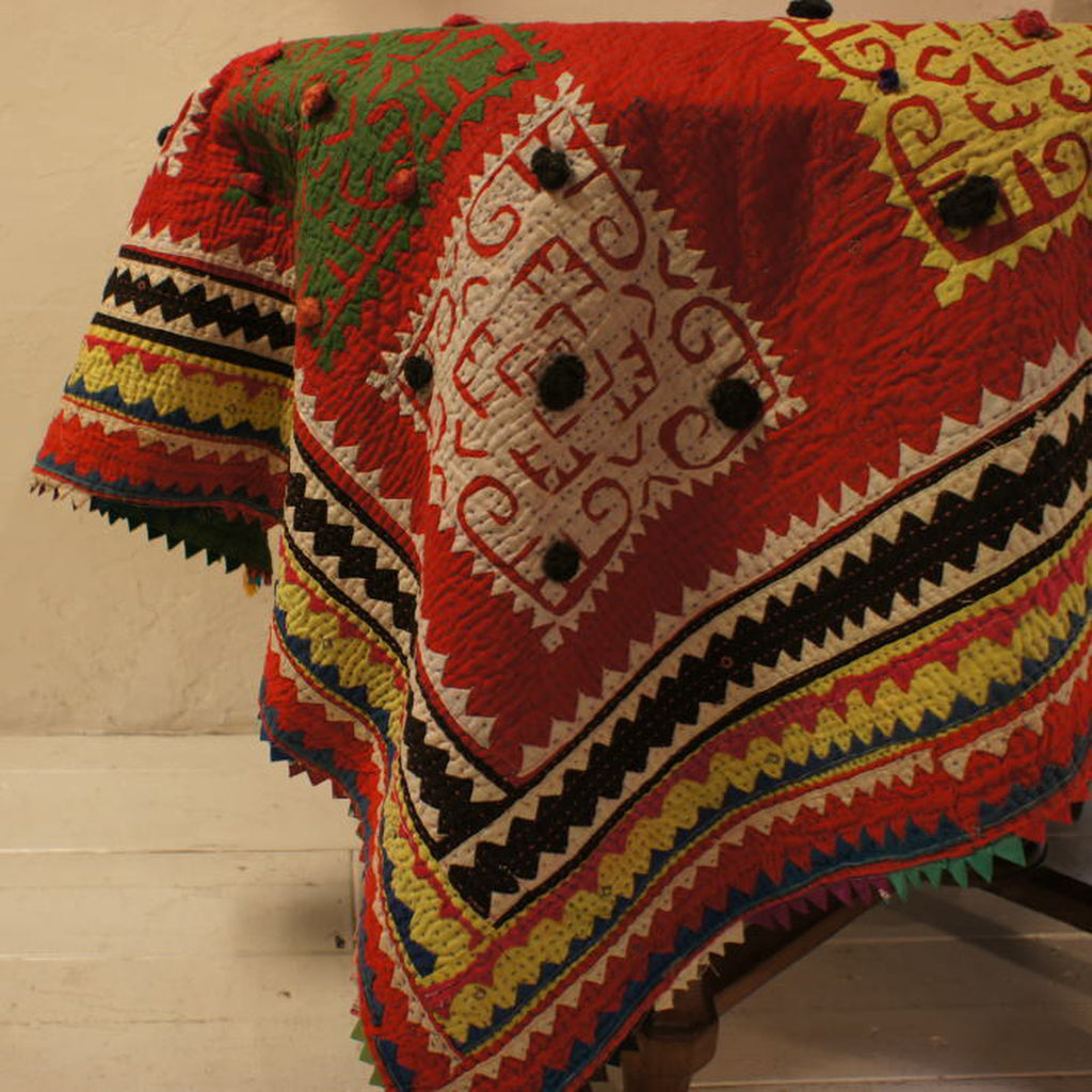 Zigzag Joggy Quilt 115×200