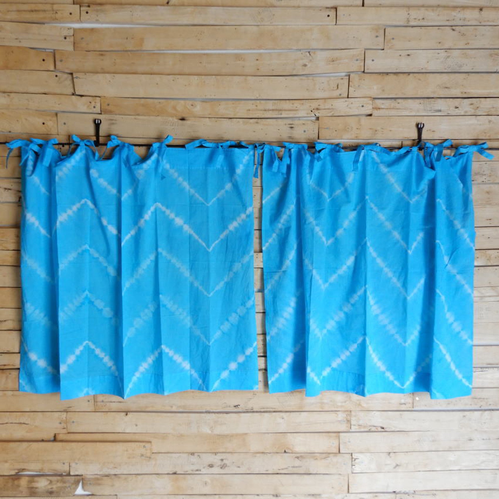 TOPANGA　Shibori　Curtain　シボリカーテン　W110xH90cm　青