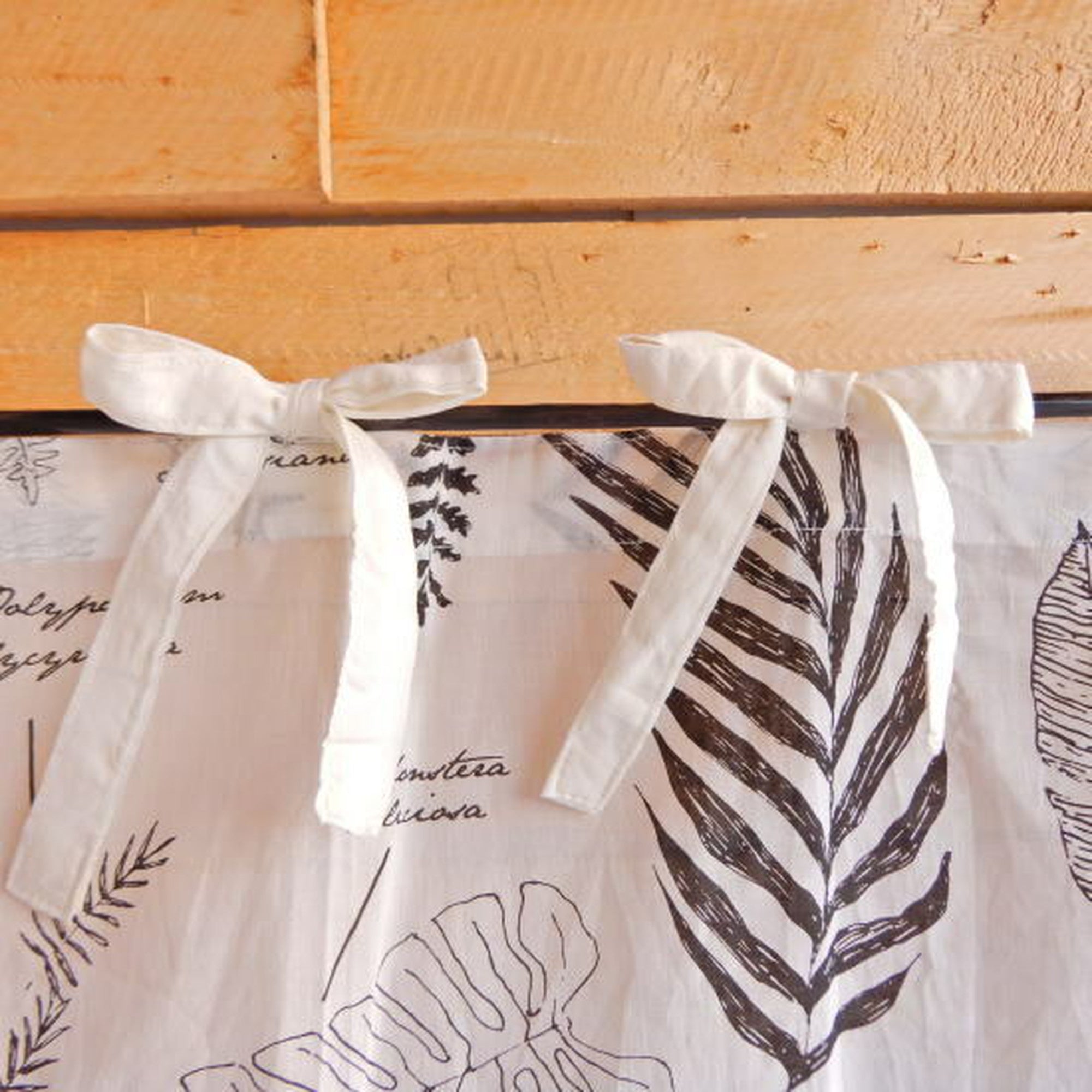 Landscape Curtain 110×180cm Leaves